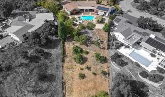 2357 Royal Crst, Escondido, CA 92025