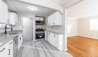 9255 Hubert Ave, Allen Park, MI 48101