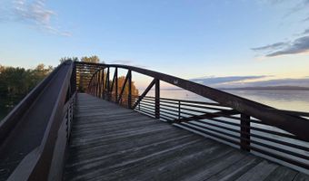 71 Venus Ave, Burlington, VT 05408