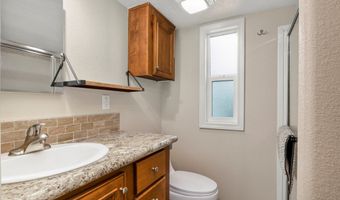 10 P St, Cascade, ID 83611