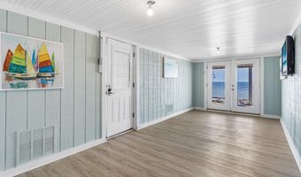 379 Bayshore Dr, Barnegat, NJ 08005