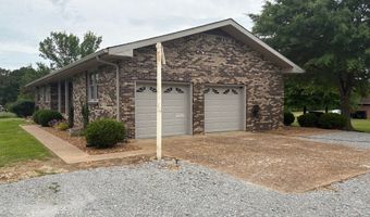 628 Tom White Rd, Big Sandy, TN 38221