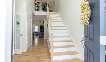 2 Iris Ct, Cromwell, CT 06416
