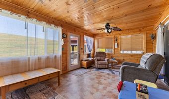 1422 MCCLOUD Rd, Aledo, IL 61231