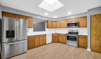 1030 S Fernandez Ave S 4-M, Arlington Heights, IL 60005