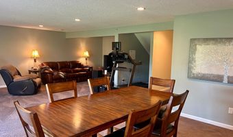 5076 151st St W, Apple Valley, MN 55124