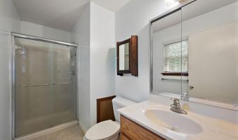 8 SIGNAL HILL Dr, Hockessin, DE 19707