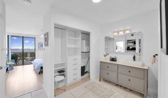 20515 E Country Club Dr 2146, Aventura, FL 33180