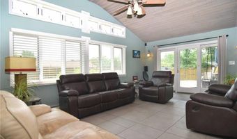32 Harrington Dr, Johnston, RI 02919
