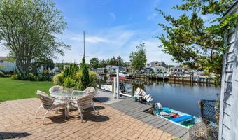 65 N Island Rd, Bayville, NJ 08721