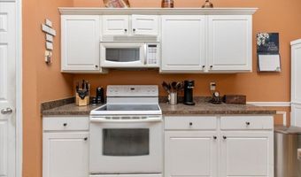 104 Yearwood Dr, Macon, GA 31206