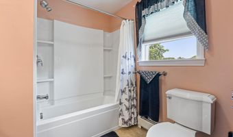 479 Donald St, Bedford, NH 03110
