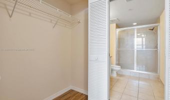 19501 W Country Club Dr 912, Aventura, FL 33180