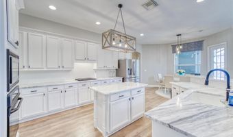 5225 BRIGHTON SHORE Dr, Apollo Beach, FL 33572