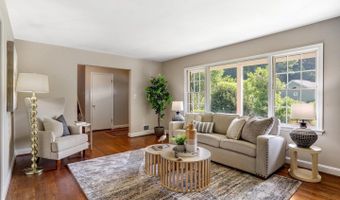 8108 BEECH TREE Rd, Bethesda, MD 20817