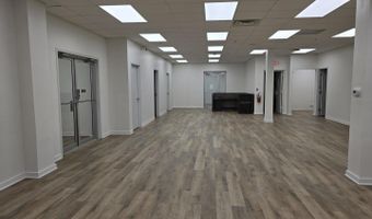 350 W North Ave, Addison, IL 60101