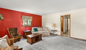 601 6th Street Pl SE, Altoona, IA 50009