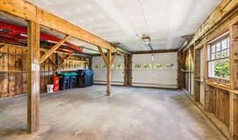 411 Bennett Rd, Barnard, VT 05031