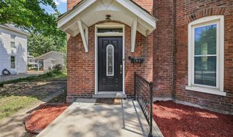 706 Grove St, Alton, IL 62002
