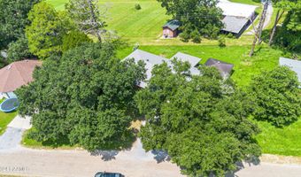 115 W Valcourt St, Abbeville, LA 70510