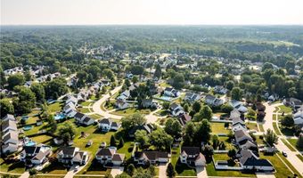 1050 Coopers Run, Amherst, OH 44001