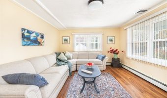 2 Canal St, Alloway, NJ 07422