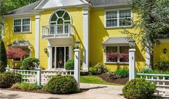 15 Justin Rd, East Greenwich, RI 02818
