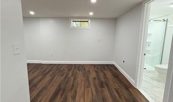 1 Colony Dr, Johnston, RI 02919