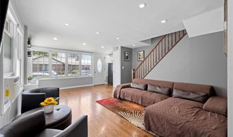 116 Sigsbee Ave, Albertson, NY 11507