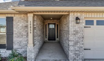 15439 Springbrook Trce, Athens, AL 35611