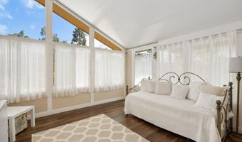 7027 Alicante Rd, Carlsbad, CA 92009