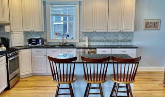 74 Goetze St, Bay Head, NJ 08742