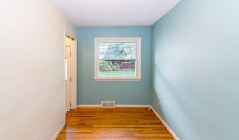 1420 Hatcher Cres, Ann Arbor, MI 48103