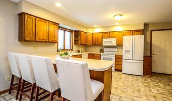 2107 SE Crystal Ave, Aberdeen, SD 57401