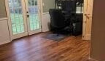 200 NE 15th St, Atkins, AR 72823