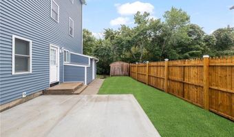 21 Ashbrook Rd, Narragansett, RI 02882