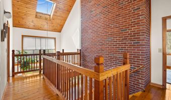 40 Indian Ladder Dr, Altamont, NY 12009