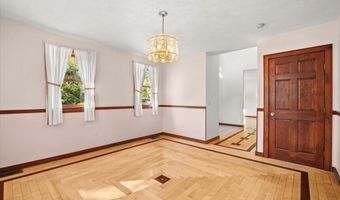 30 Seabreeze Dr, Bourne, MA 02532