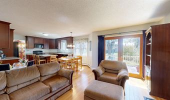 29 Westminster Dr, Burlington, VT 05408