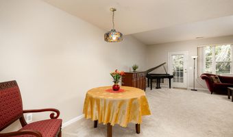1468 Fox Pointe Cir, Ann Arbor, MI 48108