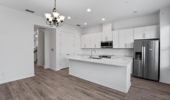 160 SUN PALM Ln, Altamonte Springs, FL 32701