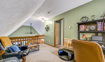 52 Tennyson Cir, Albrightsville, PA 18210