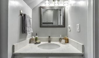 106 Glen Cove Rd, Brandon, MS 39047