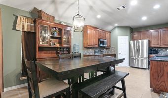 909 Jodie Dr, Weatherford, TX 76087