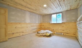 951 Swede Lake Trl SW, Backus, MN 56435