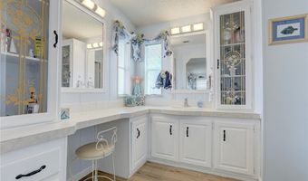 638 Puffin Dr, Barefoot Bay, FL 32976