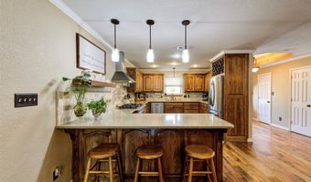 405 N Wickham St, Alvord, TX 76225