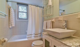 64 Arthur Rd, Asheville, NC 28806