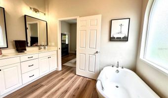 6480 NW 109TH Pl, Alachua, FL 32615