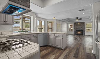 7713 DIANJOU Dr, El Paso, TX 79912